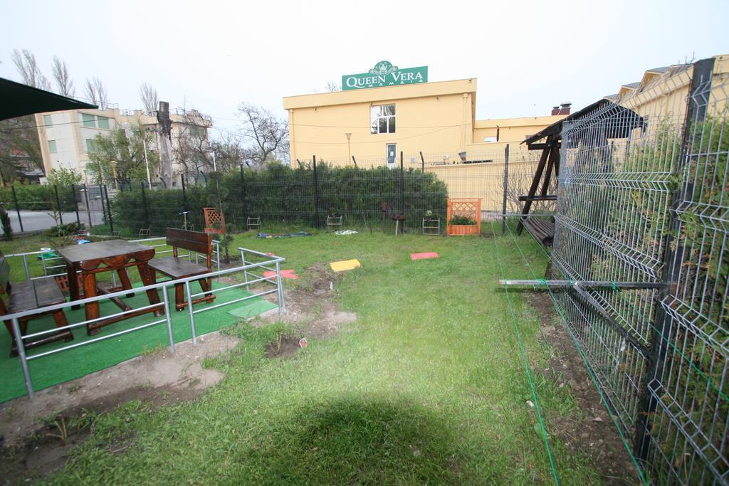 招待所 Hotel-hostel Mignon -private With Free Parking 3*