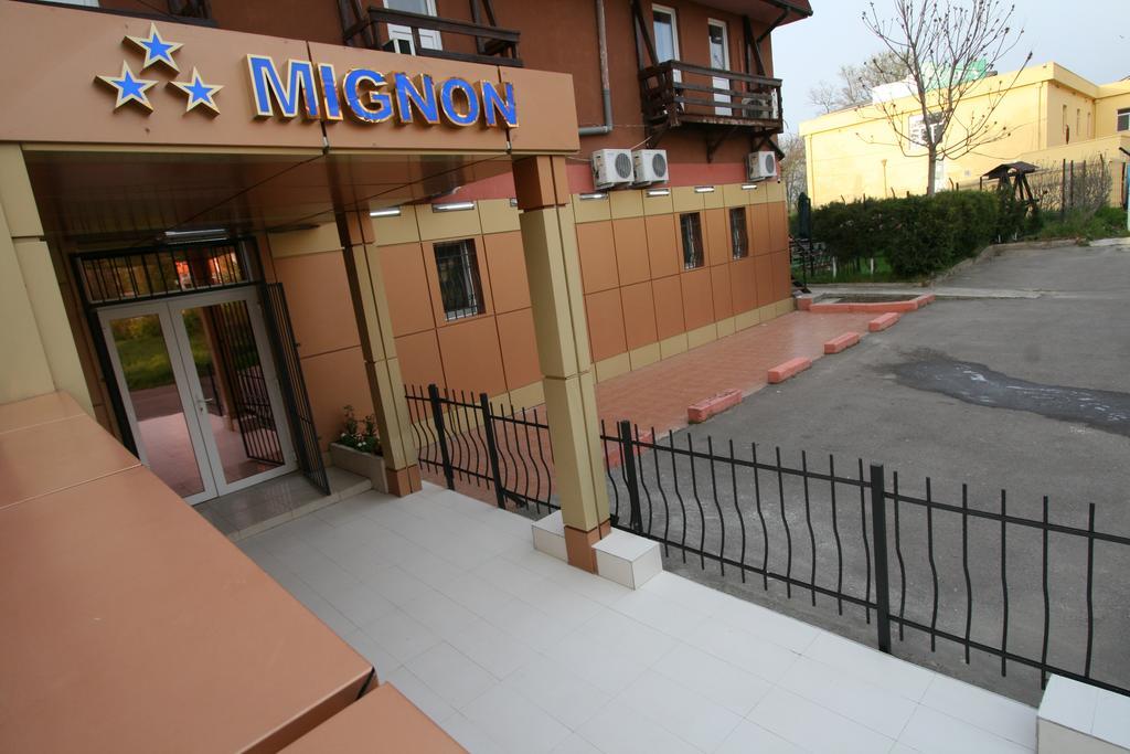 Hotel-hostel Mignon -private With Free Parking Mamaia