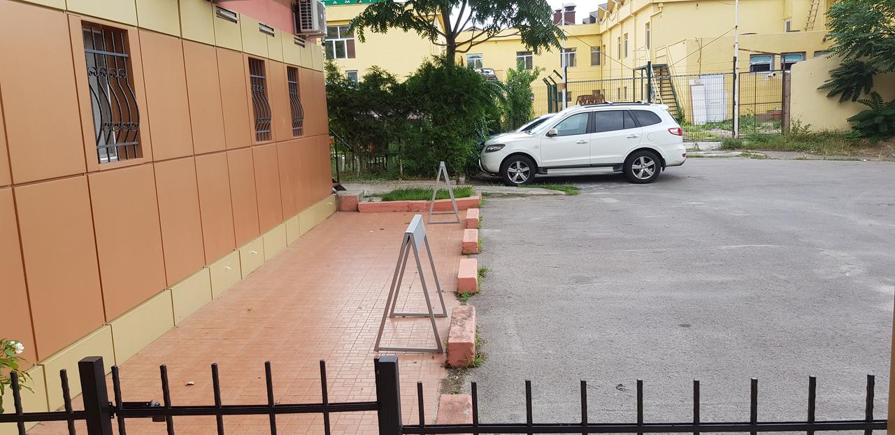 Hotel-hostel Mignon -private With Free Parking 招待所 3*