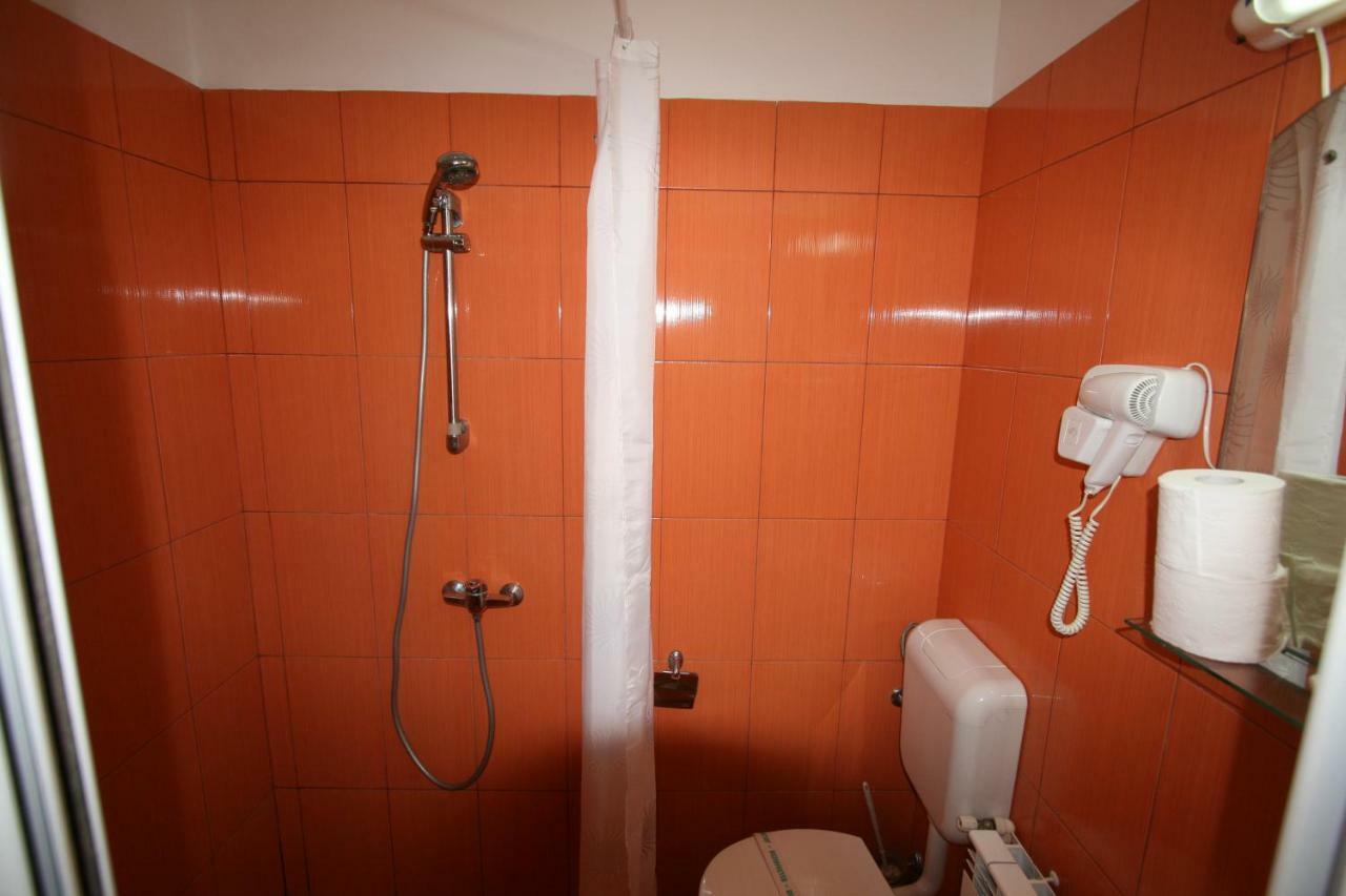 招待所 Hotel-hostel Mignon -private With Free Parking Mamaia